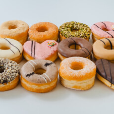 フィンランドから日本初上陸のドーナツ専門店「アーノルドドーナツ」が4月22日（水）まで限定出店！！