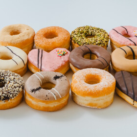 フィンランドから日本初上陸のドーナツ専門店「アーノルドドーナツ」が4月22日（水）まで限定出店！！