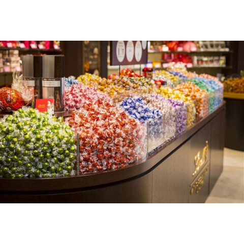 リンツ ショコラ ブティック　エトモ自由が丘店