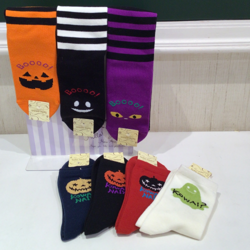 足元からハロウィン気分に！ハロウィンモチーフソックス🎃