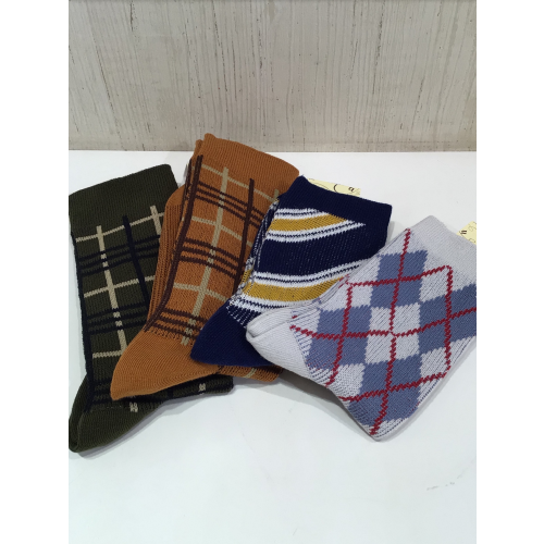 【TRAD PREPPY】秋新作アイテムで足元からおしゃれに🍂