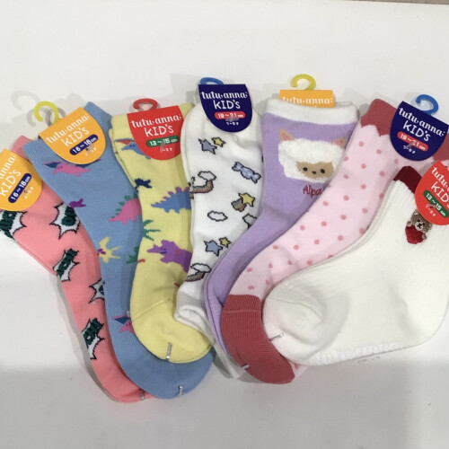 カラフルかわいい✨【キッズソックス】🦕🌈