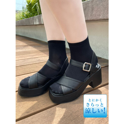 夏でも快適な足元に！とにかくさらっと涼しいソックス♪
