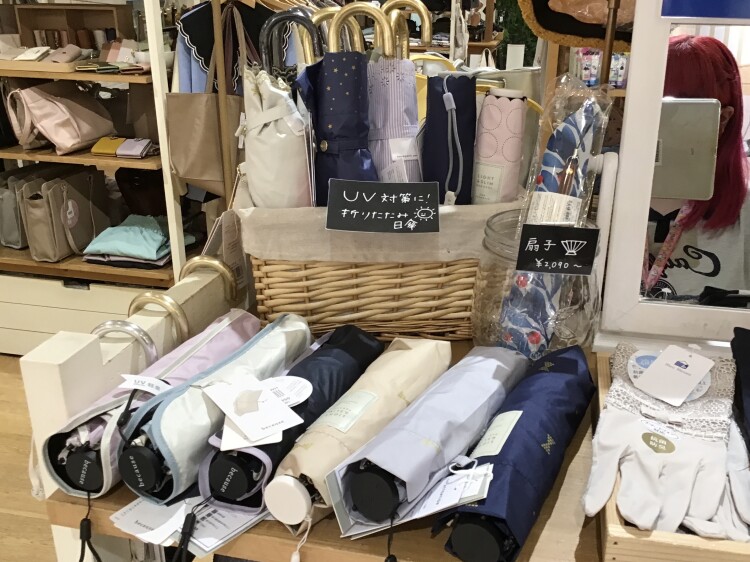 傘集めました☂️🌈
